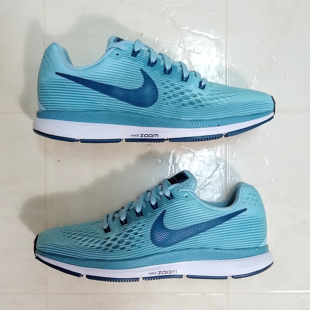 Nike Women's Air Zoom Pegasus 34 Running Shoes - Picture 2 of 9